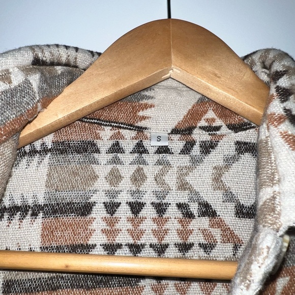 Aztec jacket - Picture 2 of 2